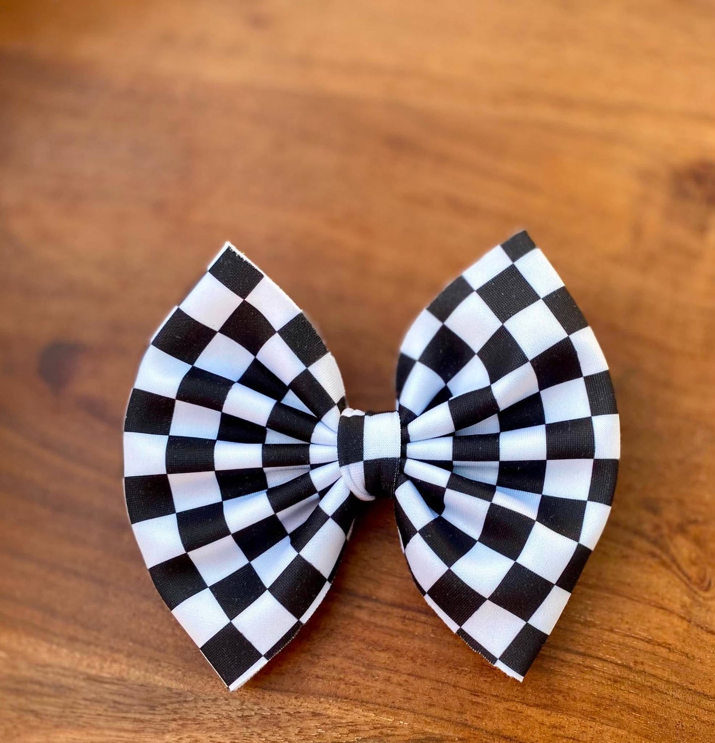 Black Checker (swim bow)