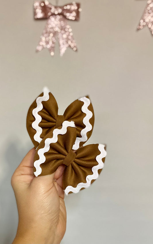 Brown scuba gingerbread